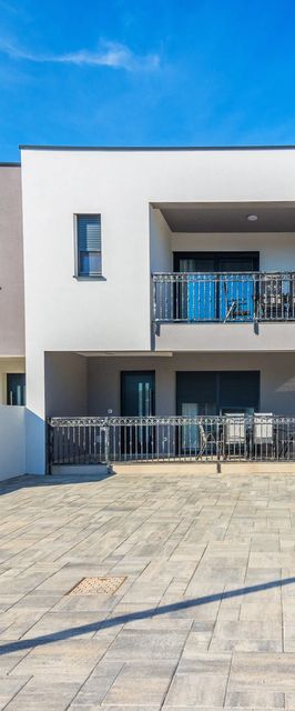 Apartment Spanic 1 Vir II