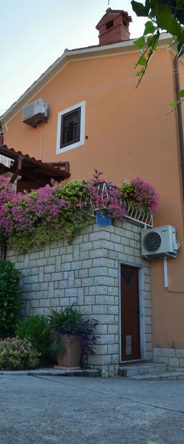 Apartments Lory Rabac