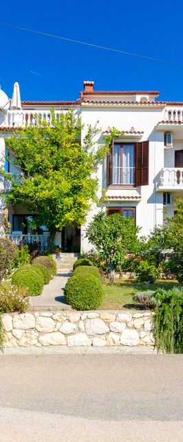 Apartments Ljubica J Lopar