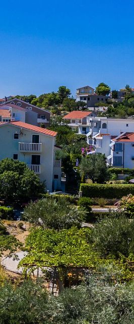 Apartments Near Beach Dugi Rat