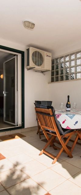 Apartment Pave by Zamalin beach Tribunj