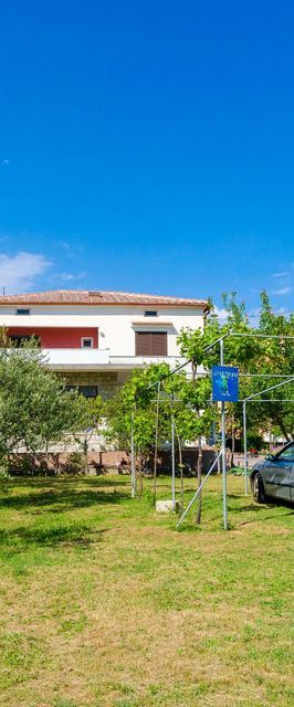 Apartments Anica F Lopar