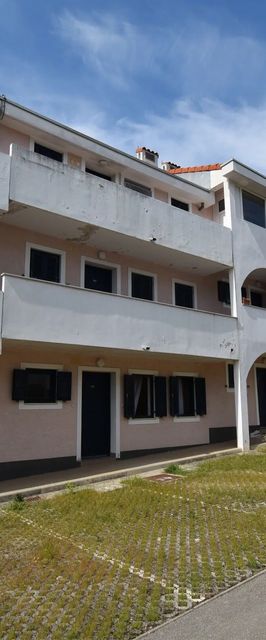 Apartmanok A Tenger Mellett Malinska, Krk - 20376 Malinska