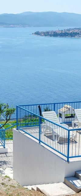 House Deja Blue Orebic