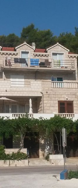 Apartment Ina Povlja