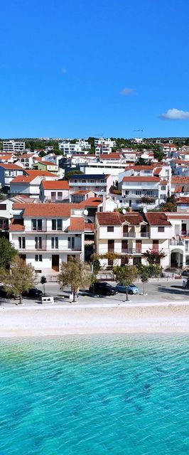 Apartment Burica Primosten