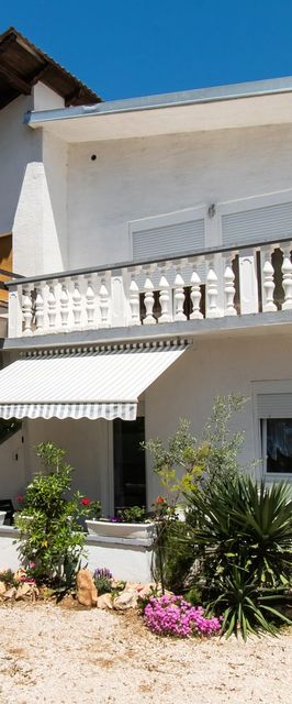 Apartments Lily Sabunike