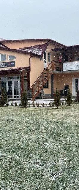 Vila Onyx Dens Țibănești