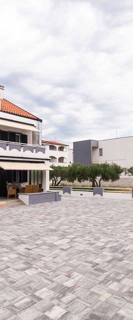 Apartments Krunoslava Vodice