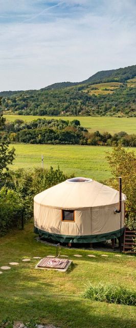 Kadosa Jurta Esztergom-Búbánatvölgy