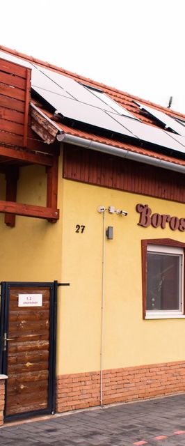 Borostyán Apartmanház Mórahalom