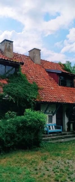 Mały Biały Domek wśród mazurskiej przyrody Mrągowo