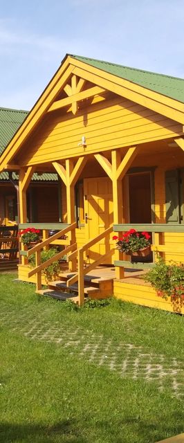 Domki przy sadzie Ustronie Morskie