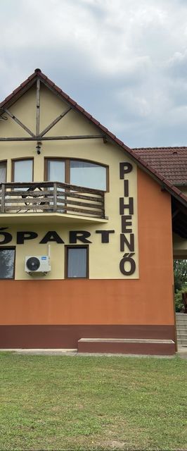 Tópart Pihenő Mátraterenye