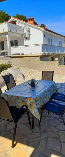 Apartment Forest&Beach Relax Rab