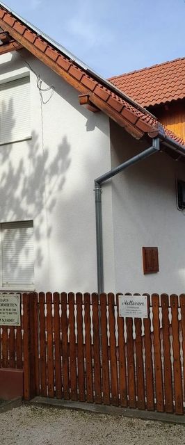 Hollovari Vendégház Harkány