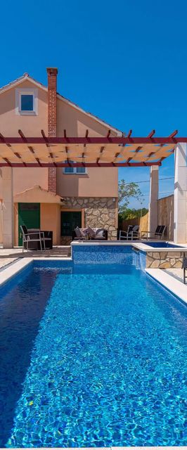 Vendégház Sveti Filip i Jakov - CDI297