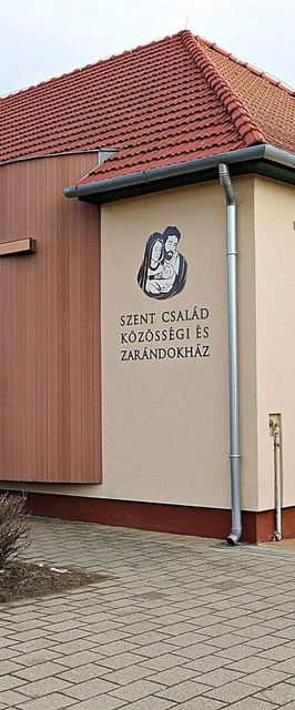 Szent Család Közösségi és Zarándokház Becsehely