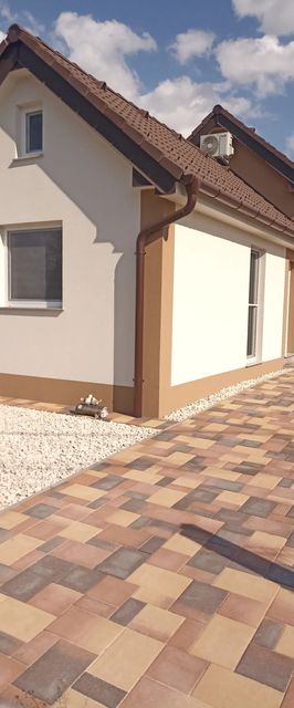 Vadgalamb Apartmanház Lipót