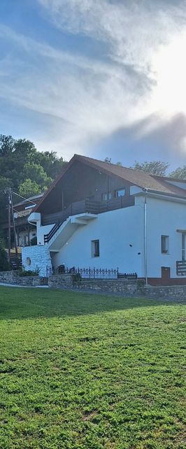 Holling Apartman Fertőboz