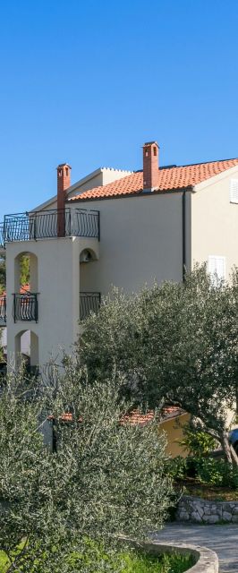 Apartmanok Parkolóhellyel Okrug Gornji, Ciovo - 19762 Okrug Gornji