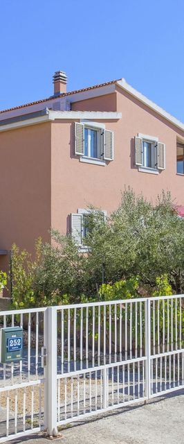 Apartmanok Parkolóhellyel Kanica, Rogoznica - 20091 Kanica