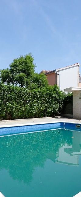 Apartmanok Medencével Mavarstica, Ciovo - 20230 Mavarštica