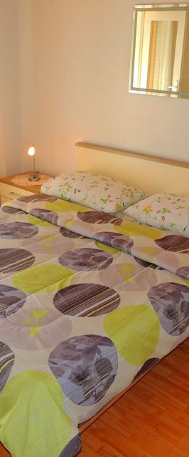 Apartmanok Parkolóhellyel Krk - 20357