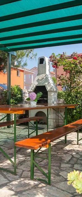 Apartmanok Parkolóhellyel Krk - 20368