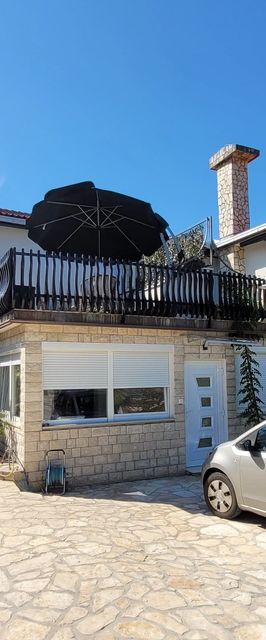 Apartmanok Parkolóhellyel Malinska, Krk - 20406 Malinska