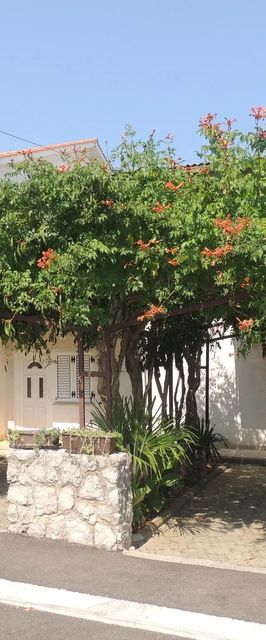 Apartmanok Parkolóhellyel Malinska, Krk - 20459 Malinska