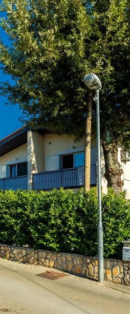 Apartmanok Parkolóhellyel Njivice, Krk - 20473 Njivice