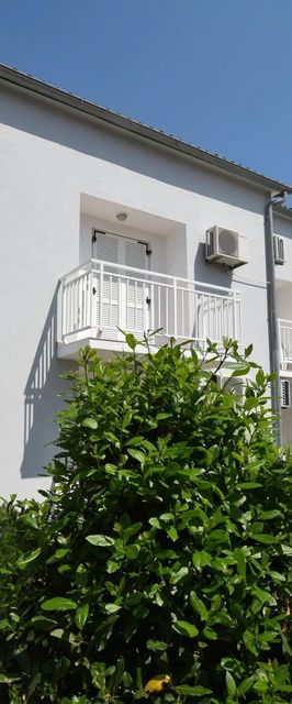 Apartmanok Parkolóhellyel Njivice, Krk - 20486 Njivice