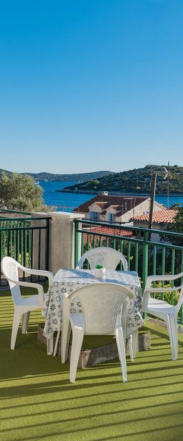 Nyaralóház A Tenger Mellett Vinisce Trogir - 20520 Vinišće