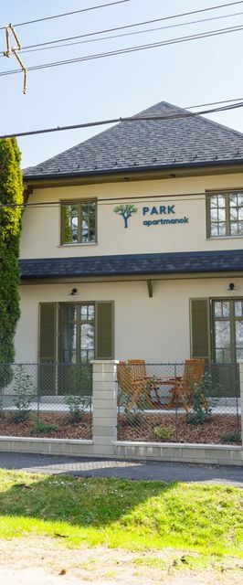 Park Apartmanok Balatonszárszó