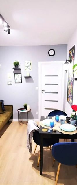 IV Stylowe dwupokojowe mieszkanie nad Kanałem. SKM Warszawa