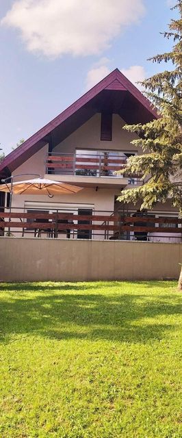 Fehérkő Apartman Parád