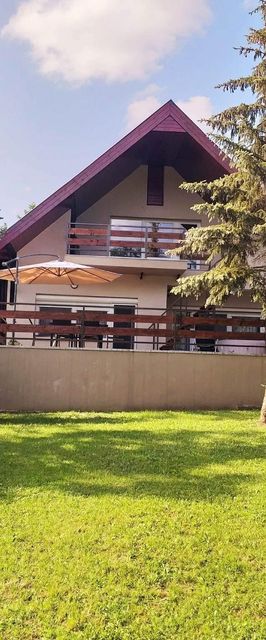 Fehérkő Apartman Parád