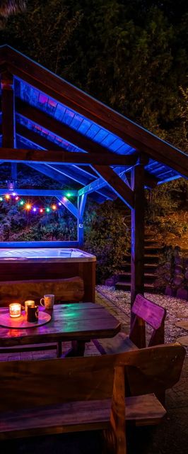 Tiltott Rengeteg Üdülőház Balatonfűzfő