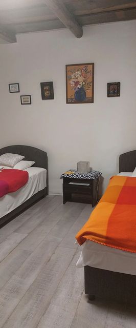 Karavánszeráj Vendégház Jászszentandrás