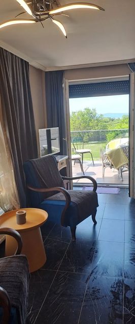 AnnaRosa Apartman Balatonszárszó