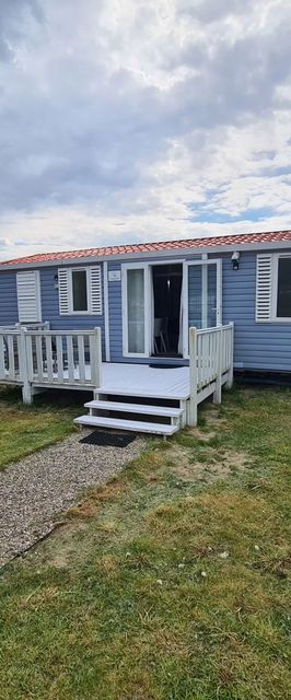 DOMEK PARADISO RUSINOWO