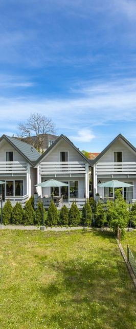 DOMKI ZACHÓD SŁOŃCA