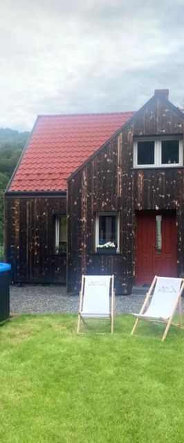 W deSki dom Krzyżowa