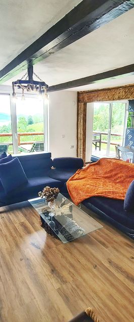 Cabana Emoția Munților Fericet