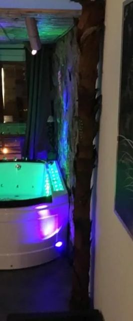 Diamonds / Zanzi w Krainie Alicji