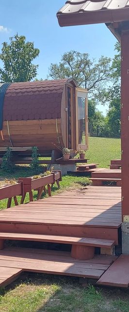 Manó Hordóházak Pázmánd