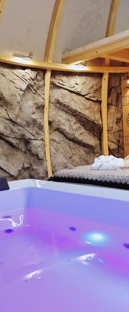 Tatry Mountain Glamp z jacuzzi Zakopane