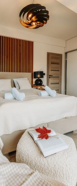 Mountain Base - Dom Hrabiego