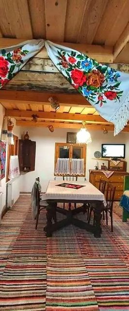 Casa Bunicii Toplița